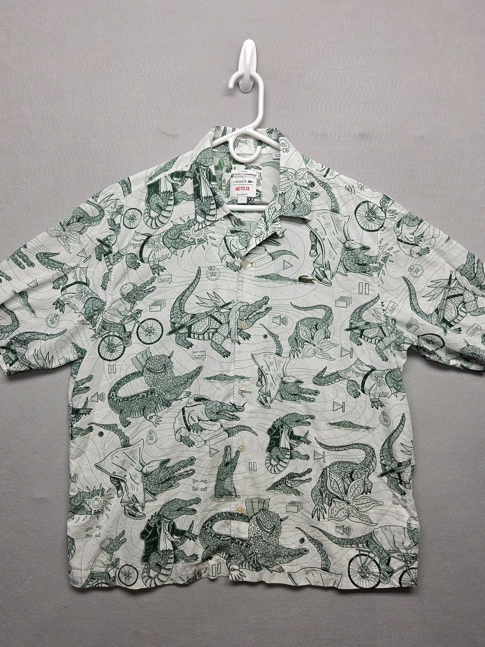 Lacoste x Netflix Green and White Short-Sleeve Alligator Print Button-Down Shirt